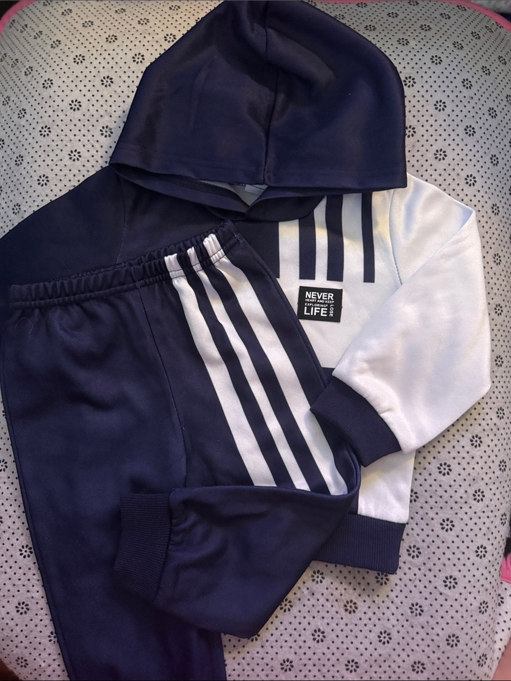 🛍 CUTE Little BABIES OUTFIT SIZE 12-18 MONTHS 🛍